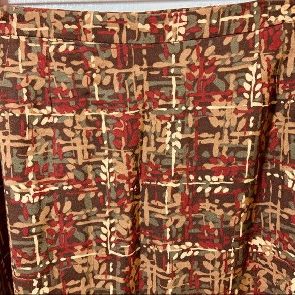 ✨3 for $20 Ann Taylor LOFT Patterned Skirt Size 12 - Picture 8 of 8